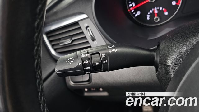 Kia K5 2018 — photo 25