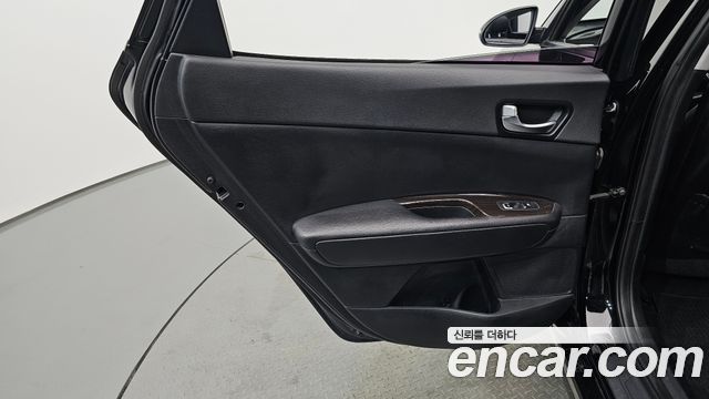 Kia K5 2018 — photo 15