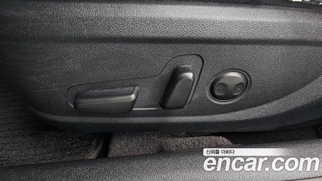 Kia K5 2018 — photo 29
