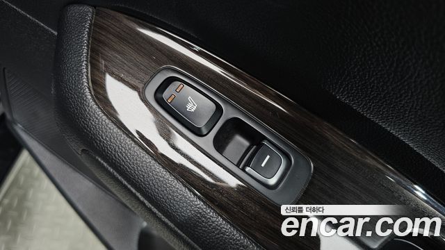 Kia K5 2018 — photo 30