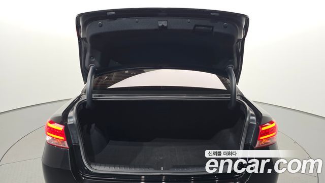 Kia K5 2018 — photo 33