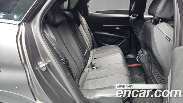 Peugeot 3008 2019 — photo 12