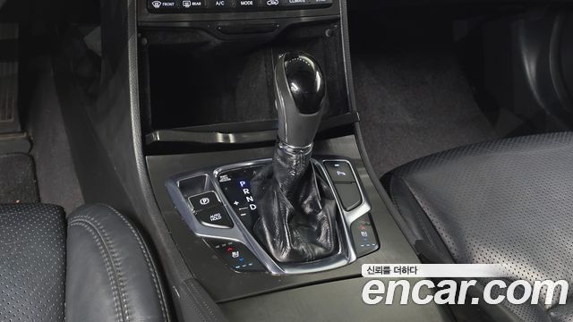 Hyundai Grandeur 2017 — photo 9