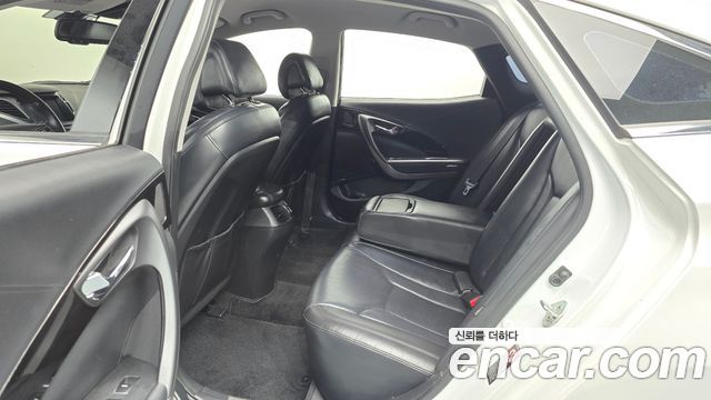 Hyundai Grandeur 2017 — photo 12