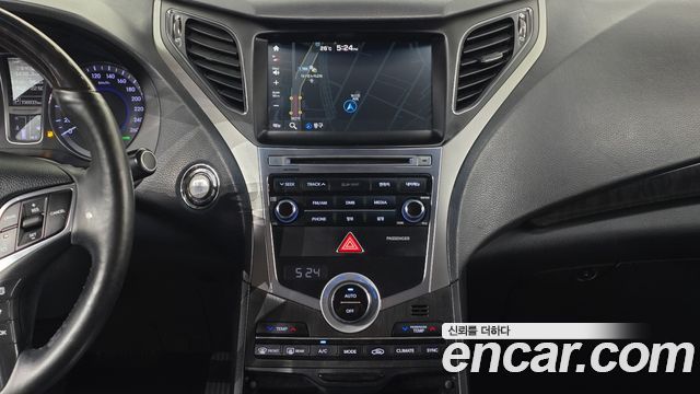 Hyundai Grandeur 2017 — photo 17