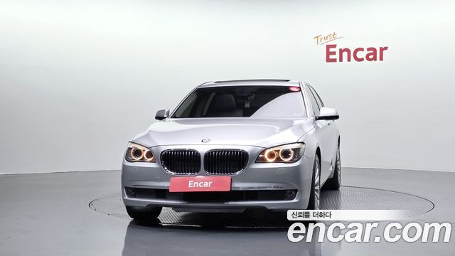 BMW 7-Series 2011 — photo 3