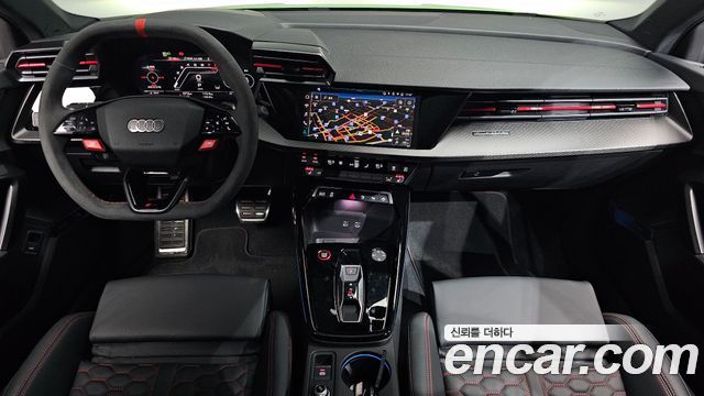 Audi RS3 2025 — photo 10