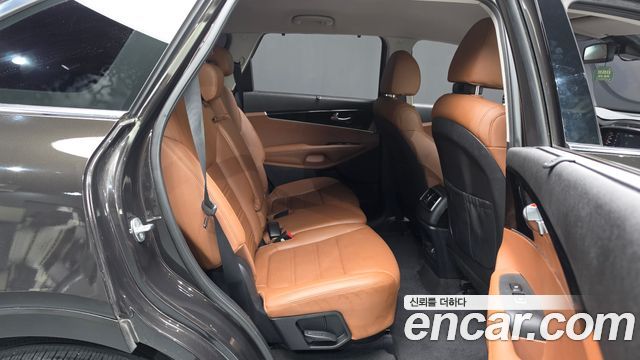 Kia Sorento 2020 — photo 11