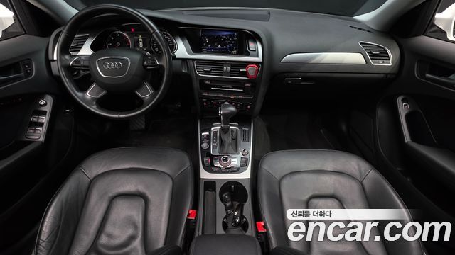 Audi A4 2013 — photo 7