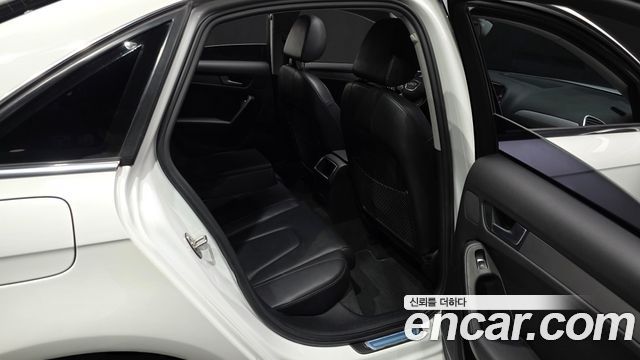 Audi A4 2013 — photo 12