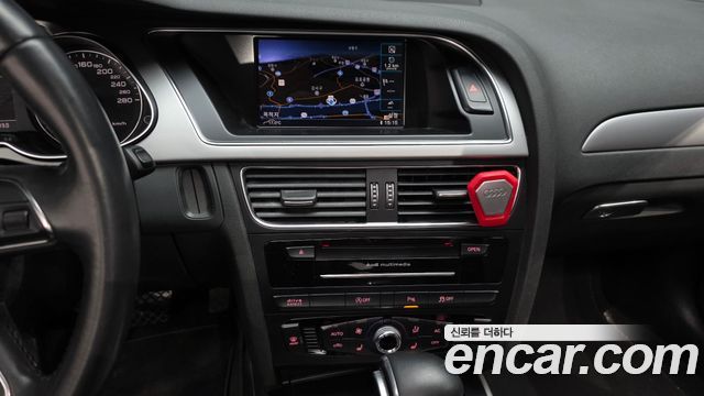 Audi A4 2013 — photo 14