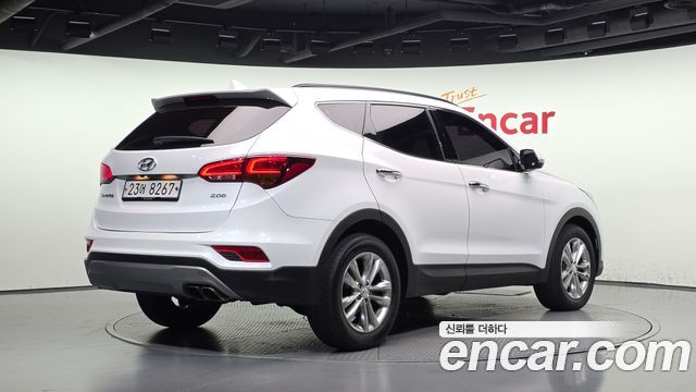 Hyundai Santafe 2018 — photo 2