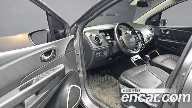 Renault Korea QM3 2018 — photo 10