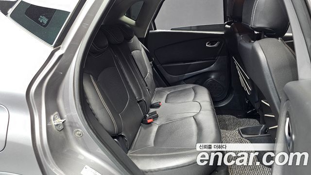 Renault Korea QM3 2018 — photo 12