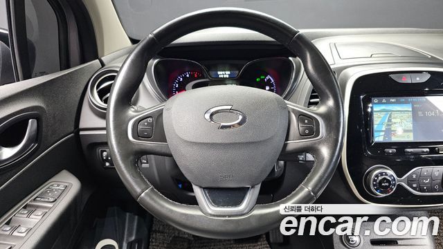 Renault Korea QM3 2018 — photo 13