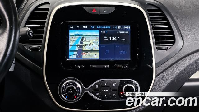 Renault Korea QM3 2018 — photo 14