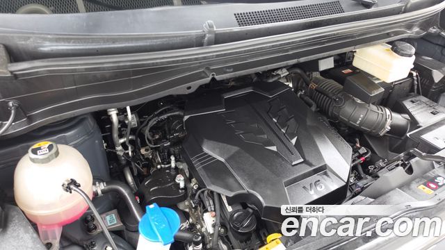 Hyundai Staria 2023 — photo 6