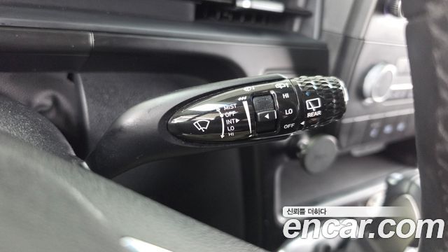 Hyundai Staria 2023 — photo 25