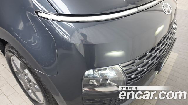 Hyundai Staria 2023 — photo 8