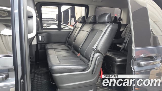 Hyundai Staria 2023 — photo 16