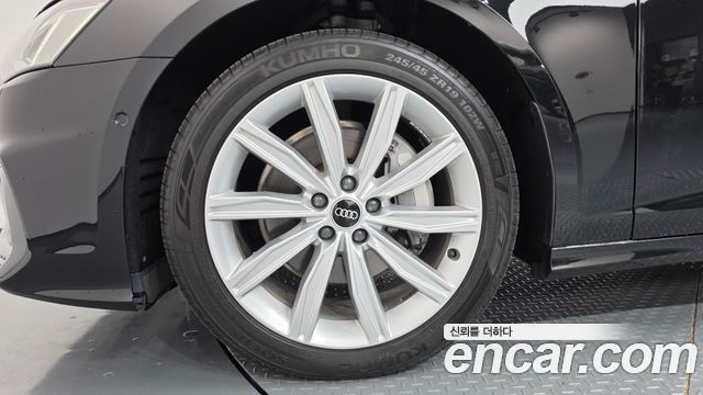 Audi A6 2021 — photo 5