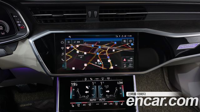 Audi A6 2021 — photo 12