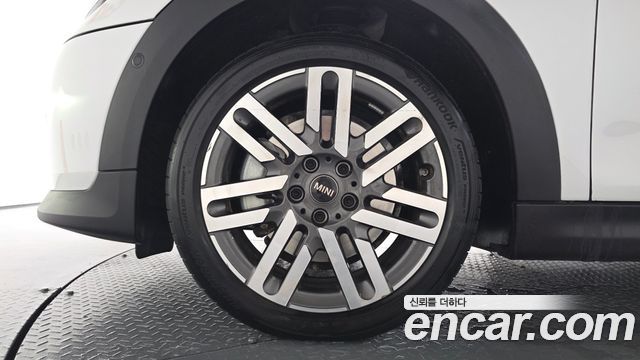 Mini Cooper 2026 — photo 5