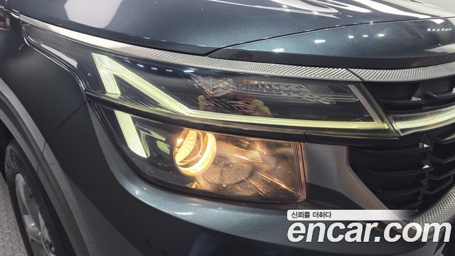 Kia Seltos 2024 — photo 8