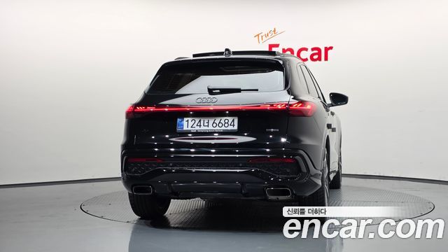 Audi Q5 2025 — photo 4