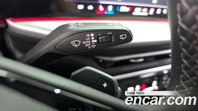 Audi Q5 2025 — photo 21