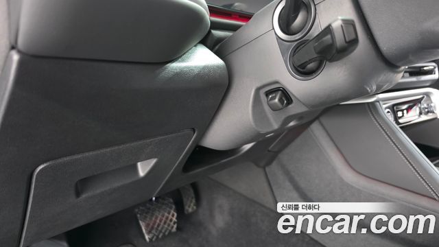 Audi Q5 2025 — photo 22