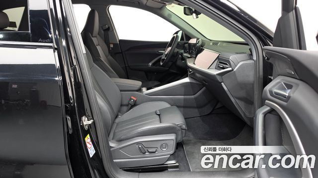 Audi Q5 2025 — photo 25