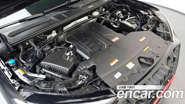 Audi Q5 2025 — photo 8