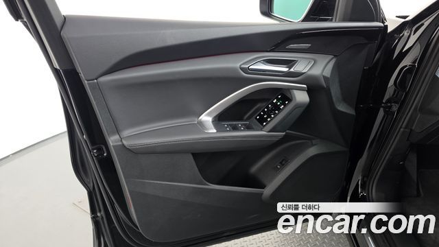 Audi Q5 2025 — photo 29