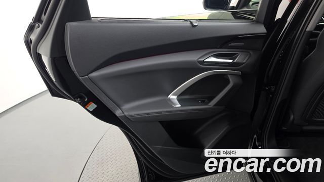 Audi Q5 2025 — photo 30
