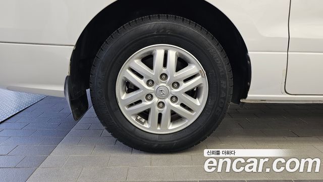 Hyundai Starex 2017 — photo 5