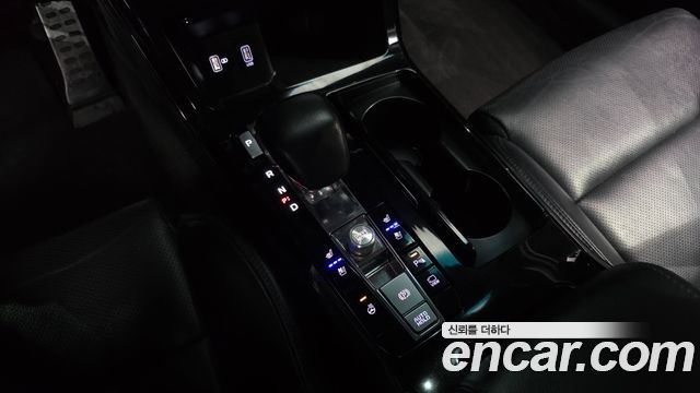 Kia K7 2020 — photo 9