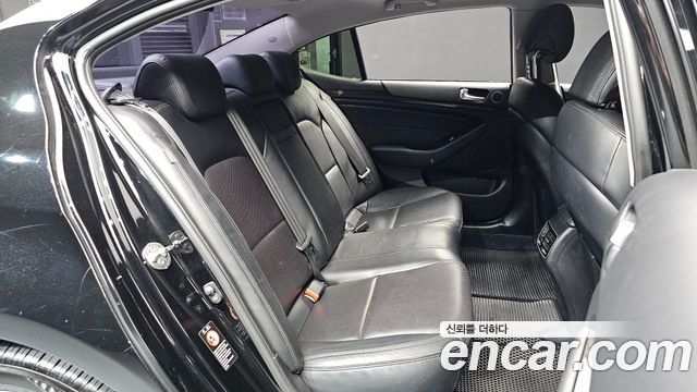Kia K7 2013 — photo 11