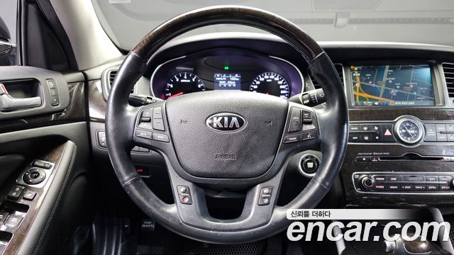 Kia K7 2013 — photo 13