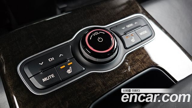 Kia K7 2013 — photo 19