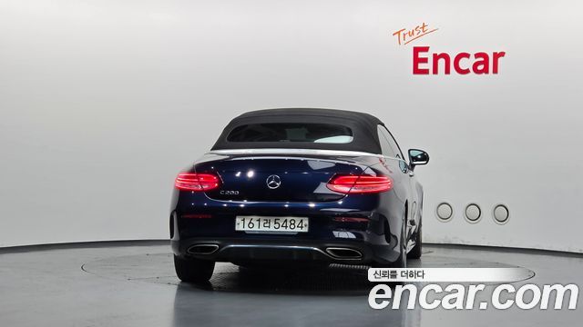 Mercedes-Benz C-Class 2019 — photo 4