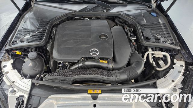 Mercedes-Benz C-Class 2019 — photo 6