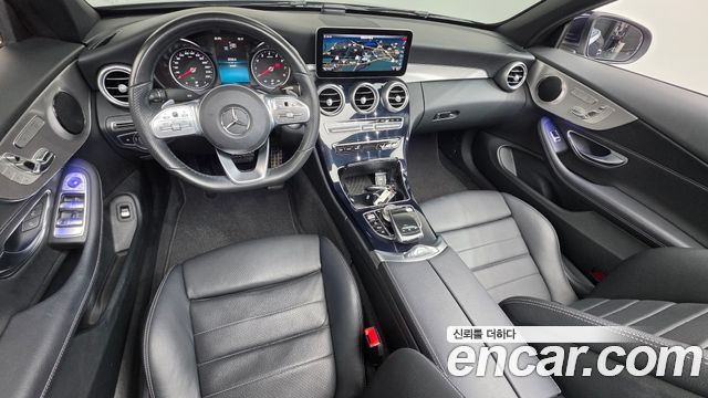 Mercedes-Benz C-Class 2019 — photo 10