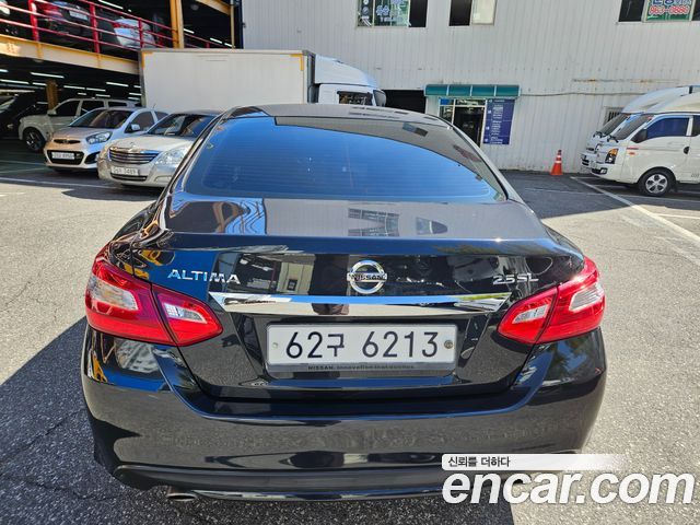 Nissan Altima 2017 — photo 5