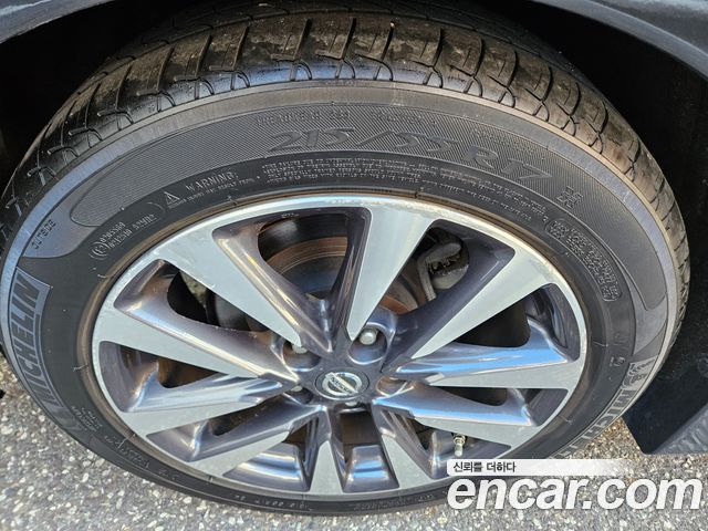 Nissan Altima 2017 — photo 9