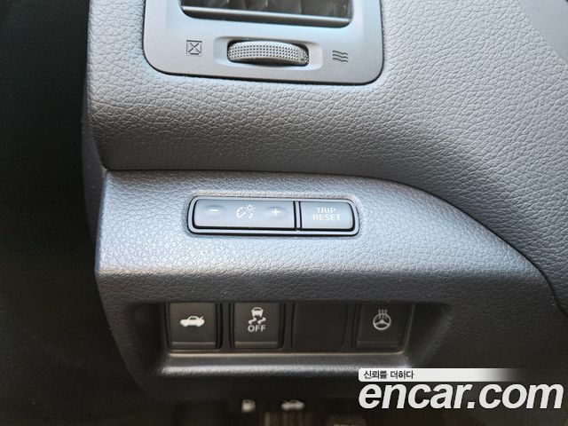 Nissan Altima 2017 — photo 17