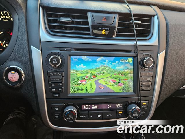 Nissan Altima 2017 — photo 18