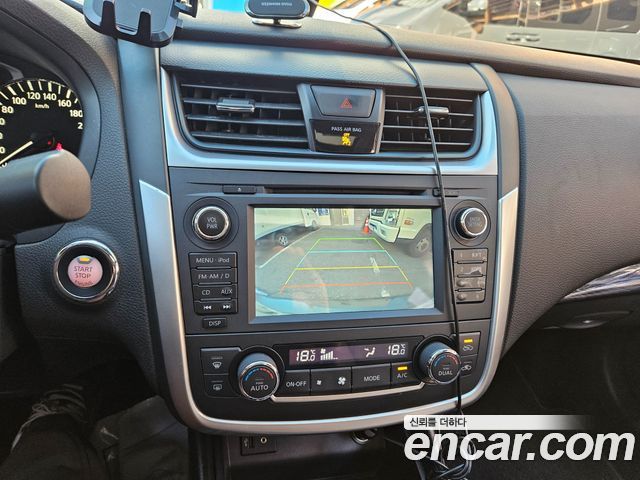 Nissan Altima 2017 — photo 19