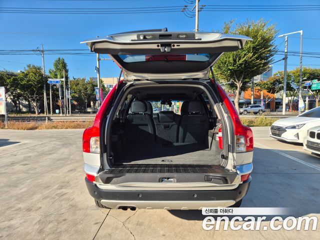 Volvo XC90 2011 — photo 7