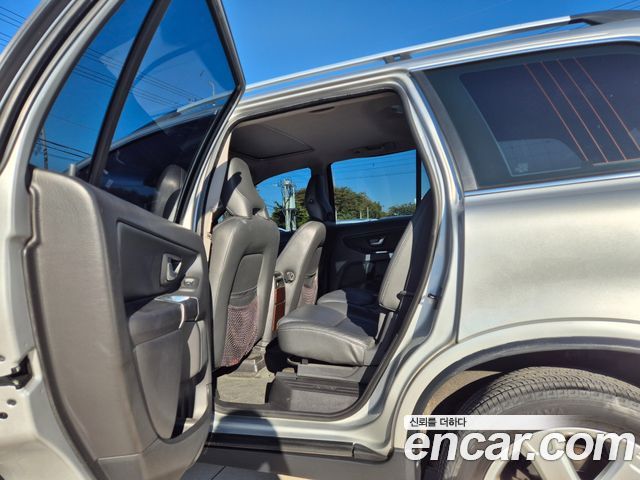 Volvo XC90 2011 — photo 9